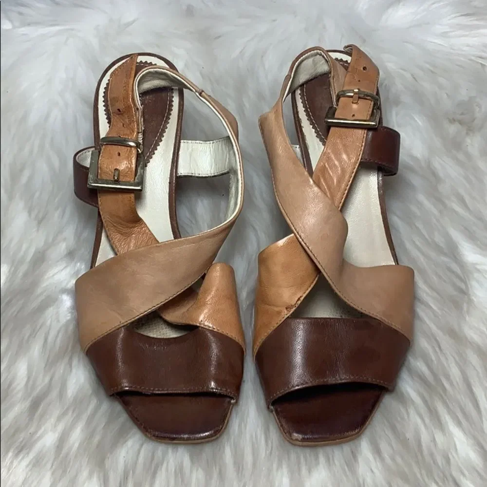 Pierre Cardin Tanrown Leather‎ Sandals Sz 37/7